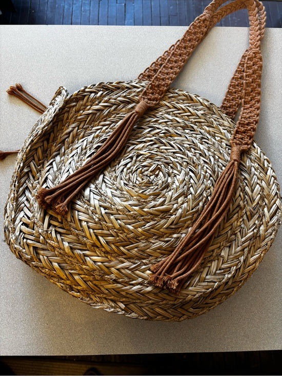 Universal Thread Handbags - Universal Thread Woven Round Straw Shoulder Bag with Brown Tassel Straps